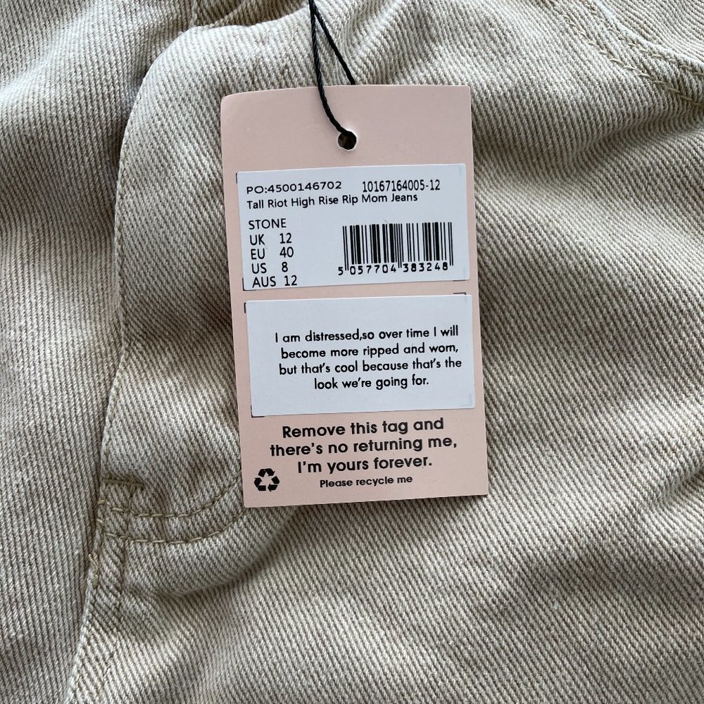 Missguided Riot Rise Ripped Mom Jeans - Picture 8 of 12